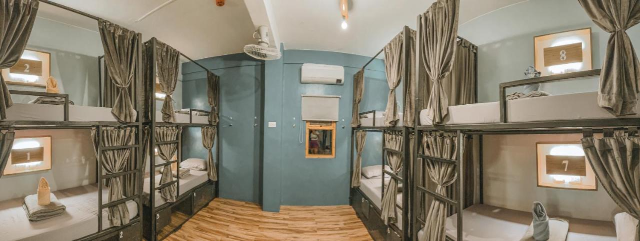 Outpost Hostel - קורון מראה חיצוני תמונה