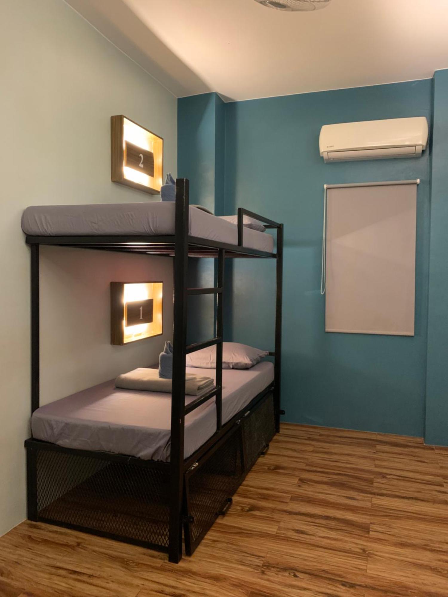Outpost Hostel - קורון מראה חיצוני תמונה