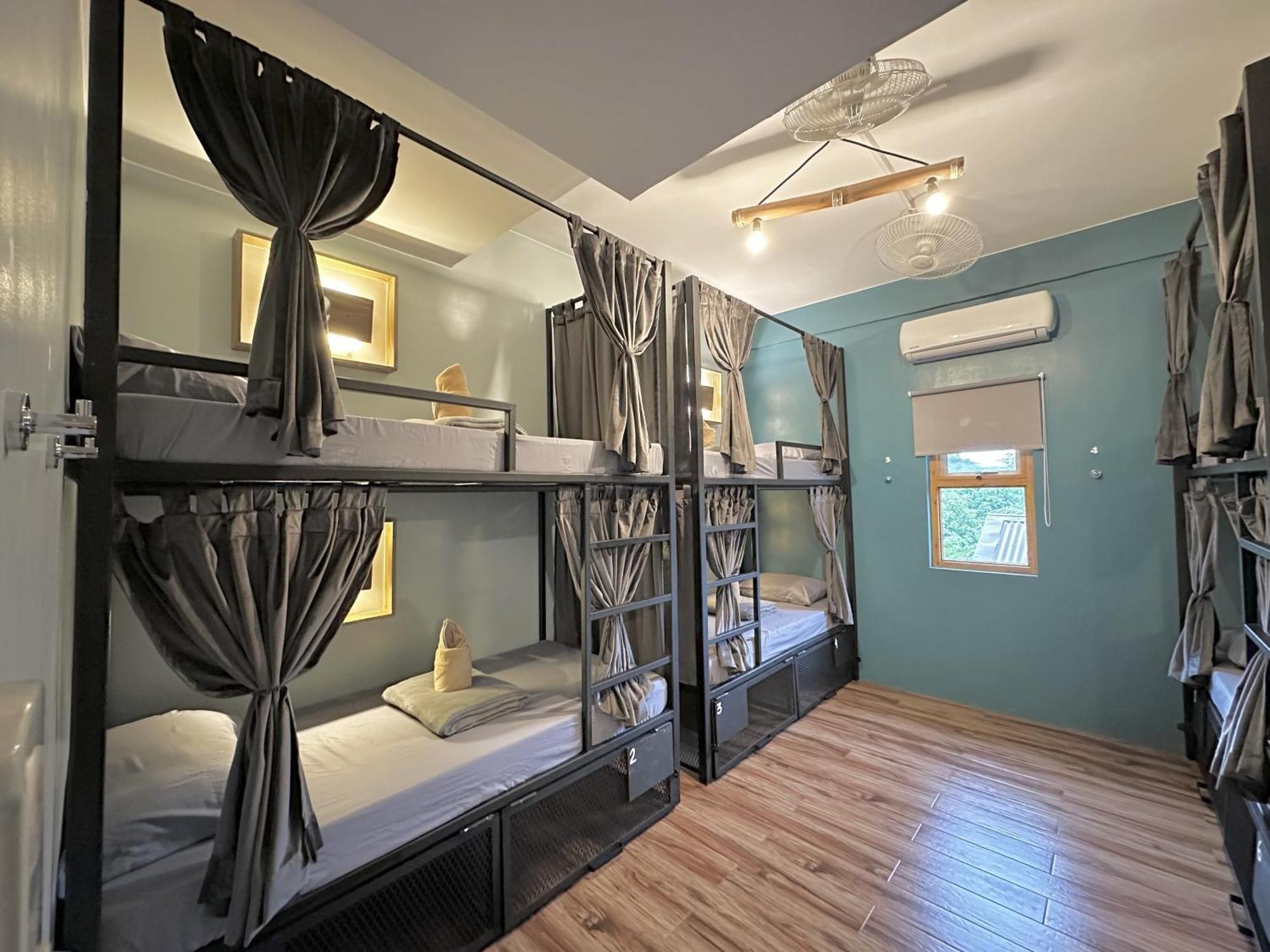Outpost Hostel - קורון מראה חיצוני תמונה
